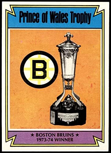 1974 Topps 247 Принц на Уелс Trophy Бостън Бруинс (Хокей карта) в Ню Йорк /MT Bruins